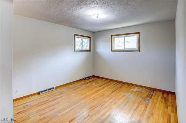 3225 Helen Drive, North Royalton, OH 44133