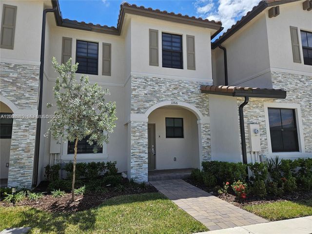 11816 SW 247th Ter, Homestead, FL 33032