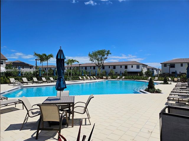 11816 SW 247th Ter, Homestead, FL 33032