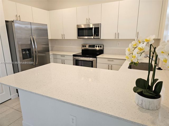 11816 SW 247th Ter, Homestead, FL 33032