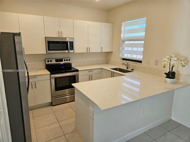 11816 SW 247th Ter, Homestead, FL 33032