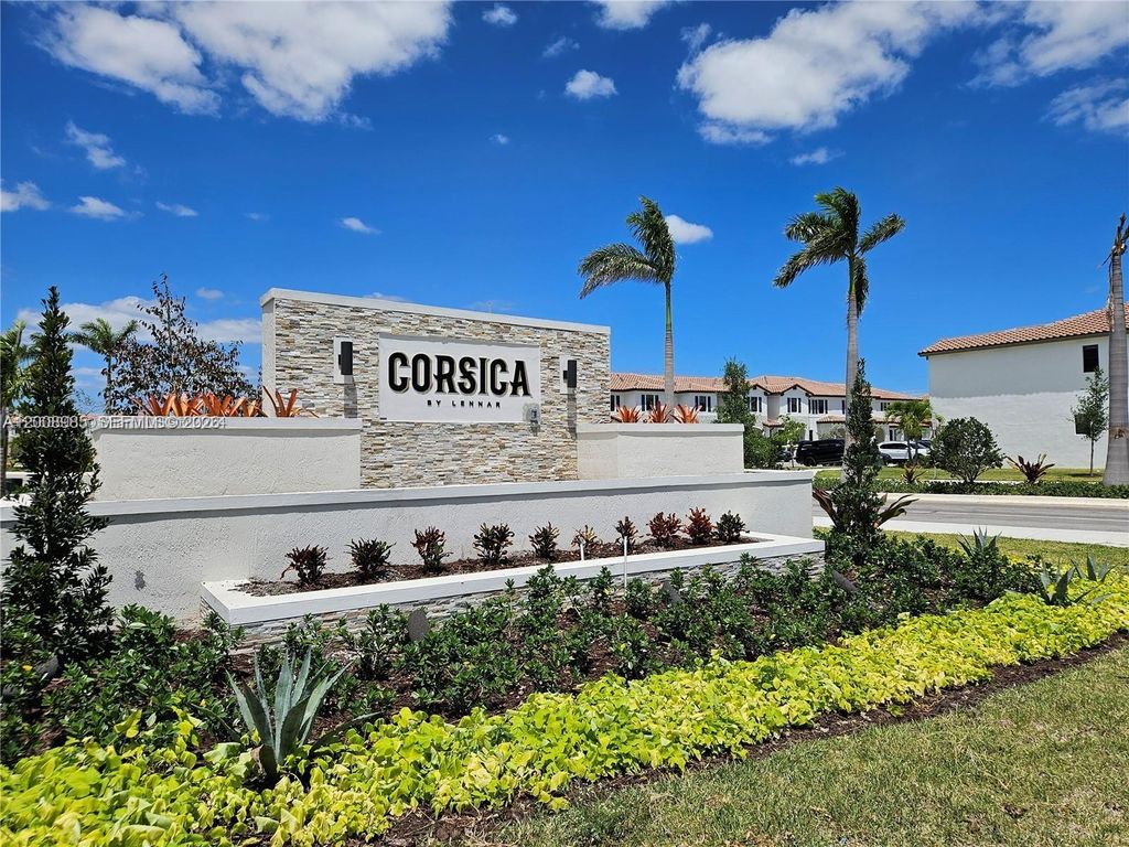 11816 SW 247th Ter, Homestead, FL 33032