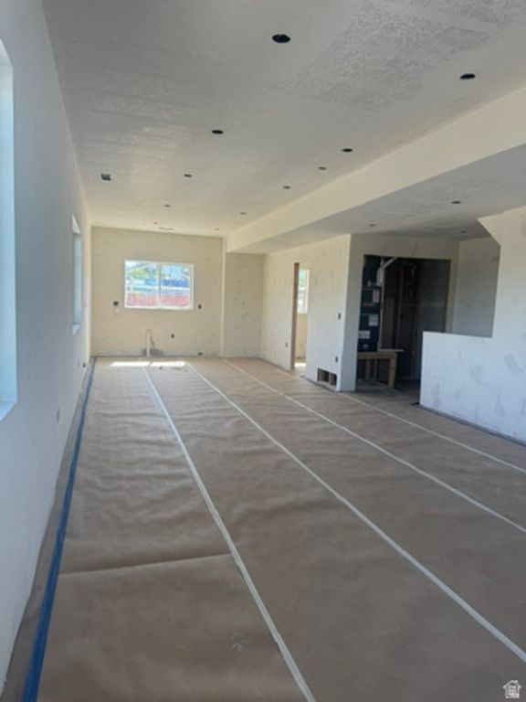 Image 2 of property listing at 1297 N 350 W #1, Sunset, UT 84015