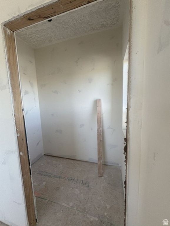 Image 5 of property listing at 1297 N 350 W #1, Sunset, UT 84015