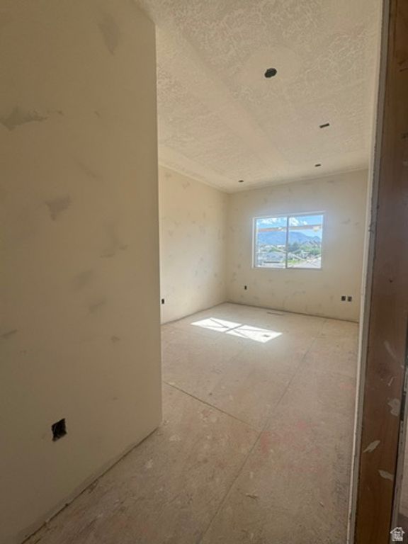 Image 6 of property listing at 1297 N 350 W #1, Sunset, UT 84015