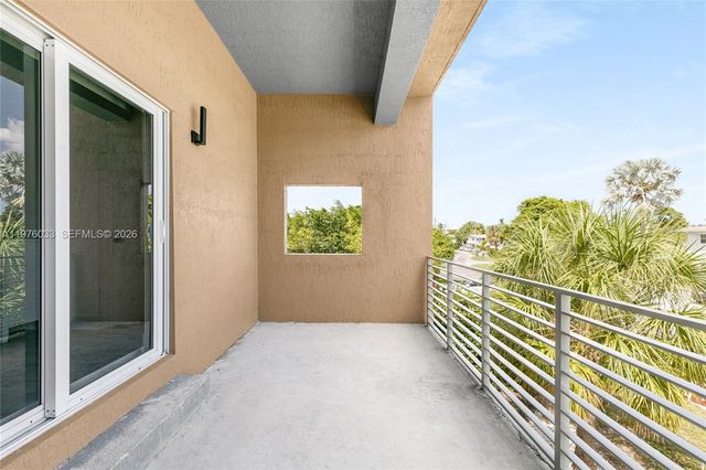 1123 NE 23rd Ter 1123, Pompano Beach, FL 33062
