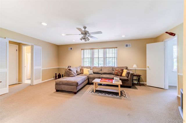 50 Bon Aire Circle C-16, Suffern, NY 10901