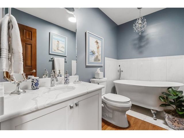 4 Red Cedar, Littleton, CO 80127