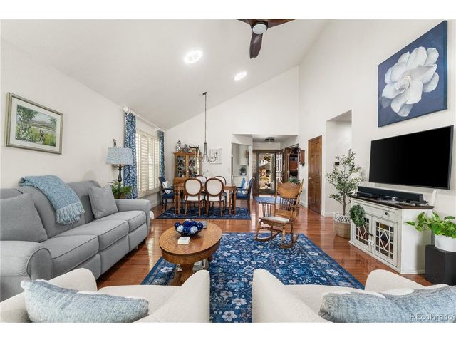 4 Red Cedar, Littleton, CO 80127