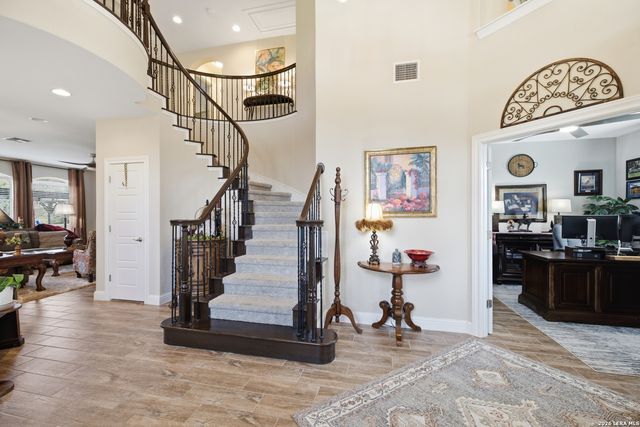 221 Allemania Dr, New Braunfels, TX 78132