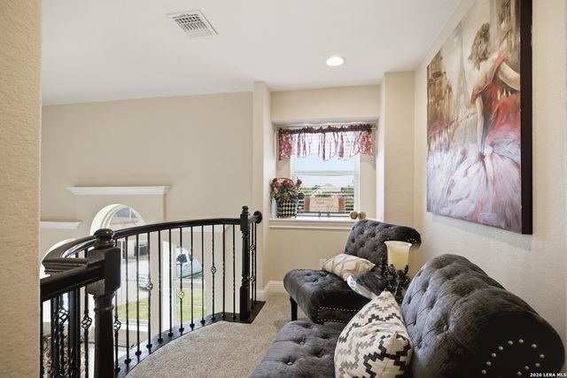 221 Allemania Dr, New Braunfels, TX 78132