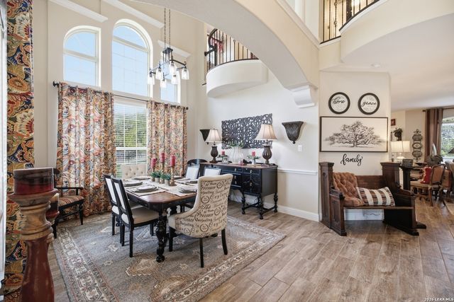 221 Allemania Dr, New Braunfels, TX 78132