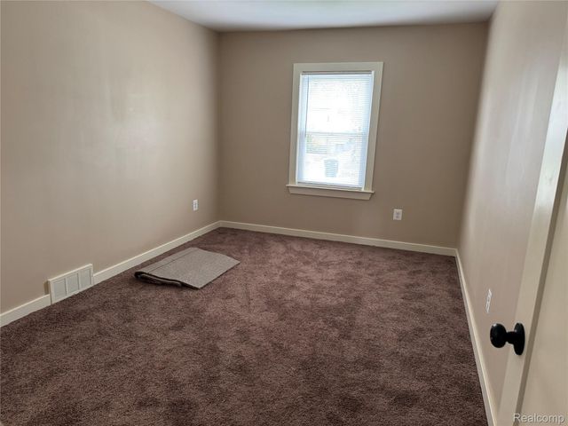 12621 Barlow Street, Detroit, MI 48205