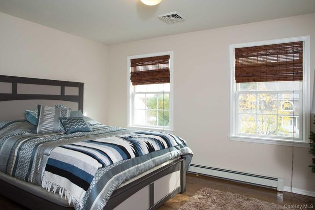 6 Jamil Court, Poughkeepsie, NY 12603