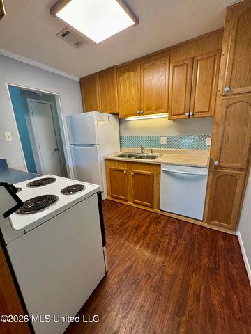 118 Lassere Circle, Long Beach, MS 39560