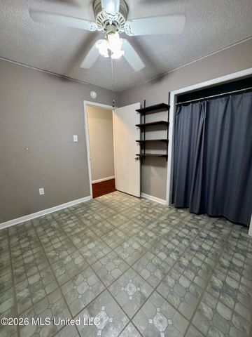 118 Lassere Circle, Long Beach, MS 39560