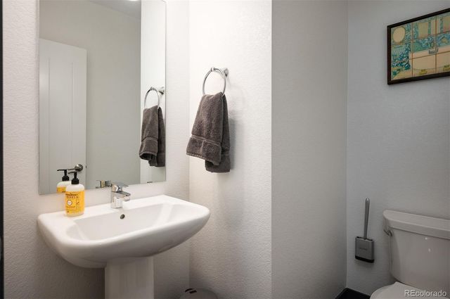 5462 Valentia Street, Denver, CO 80238