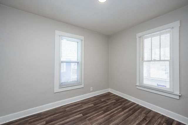 1216 Broadway, Benton Harbor, MI 49022