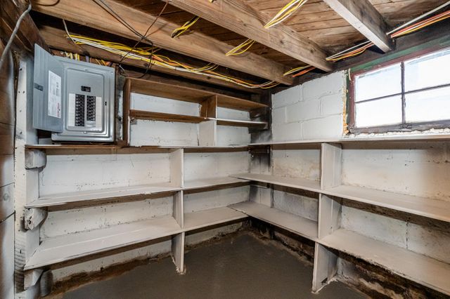 1216 Broadway, Benton Harbor, MI 49022