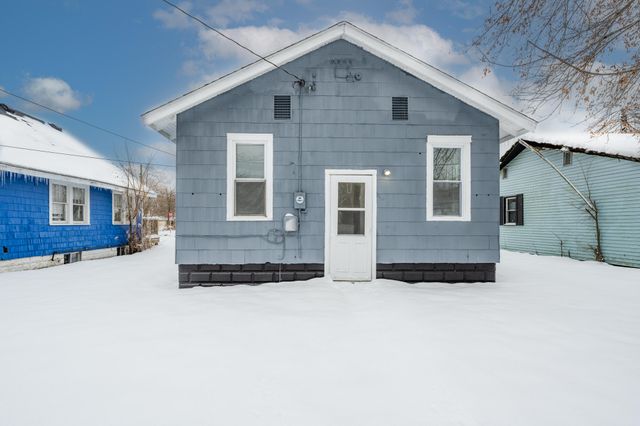 1216 Broadway, Benton Harbor, MI 49022