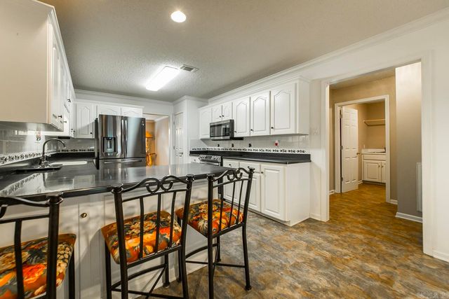 1560 Lawson Oaks Drive, Little Rock, AR 72210