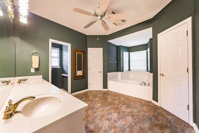 1560 Lawson Oaks Drive, Little Rock, AR 72210