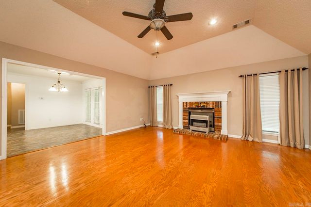 1560 Lawson Oaks Drive, Little Rock, AR 72210