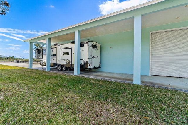 2505 162nd Drive N, Loxahatchee, FL 33470