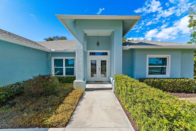 2505 162nd Drive N, Loxahatchee, FL 33470