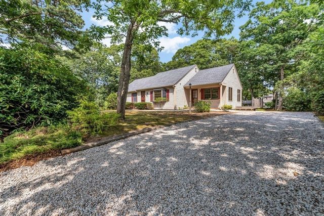 116 Bittersweet Dr, Brewster, MA 02631