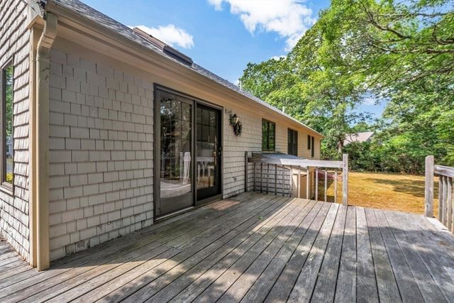 116 Bittersweet Dr, Brewster, MA 02631