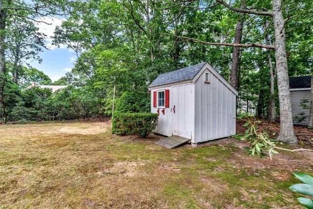 116 Bittersweet Dr, Brewster, MA 02631