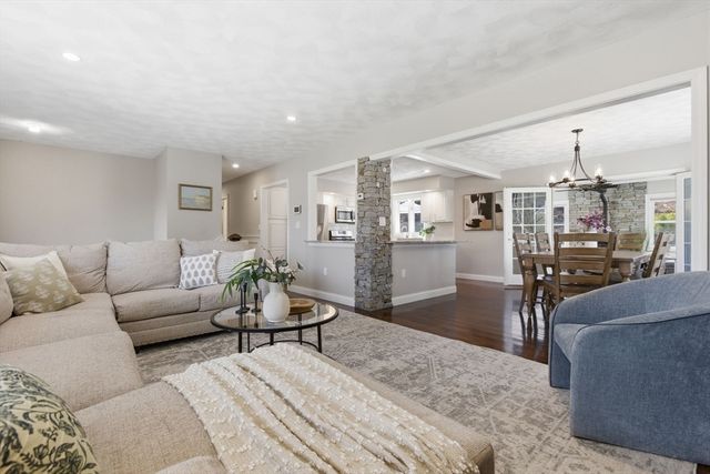 390 Andover St, Wilmington, MA 01887