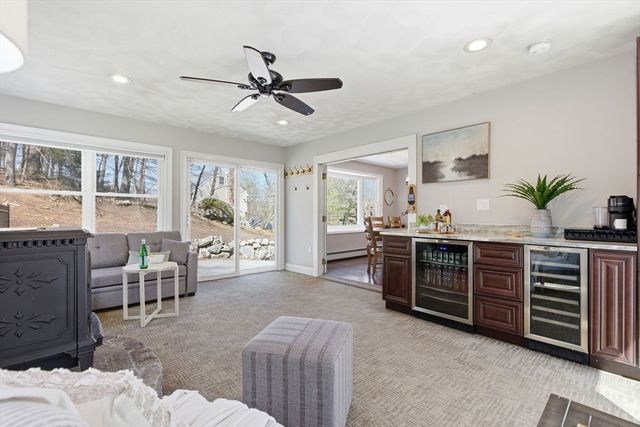390 Andover St, Wilmington, MA 01887
