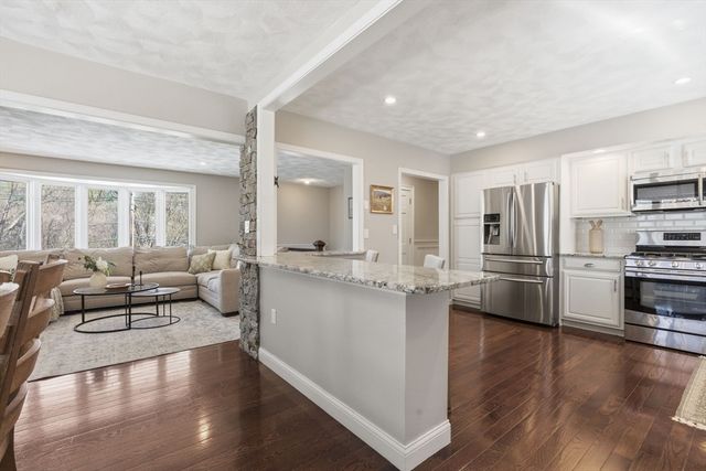 390 Andover St, Wilmington, MA 01887
