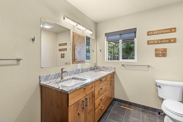 55962 Black Duck Road, Bend, OR 97707