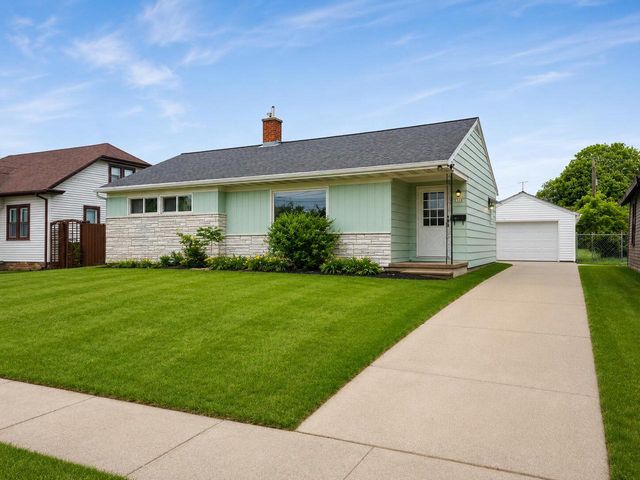 2310 Hamilton STREET, Manitowoc, WI 54220