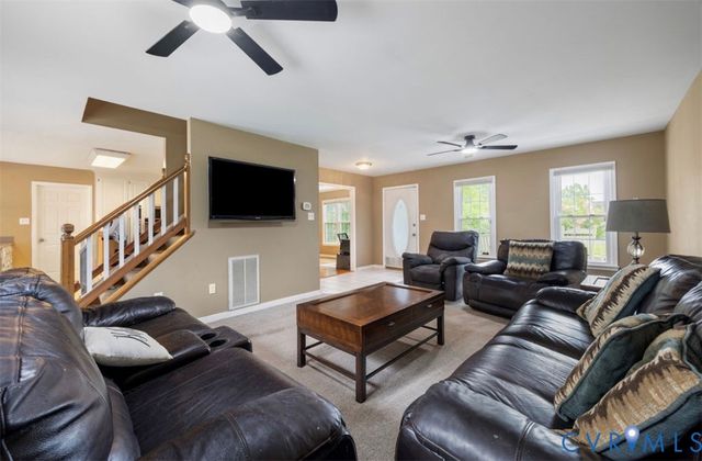 2912 Appleford Dr, Chester, VA 23831
