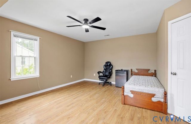 2912 Appleford Dr, Chester, VA 23831