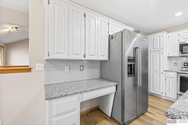 12615 S 218th Avenue, Gretna, NE 68028