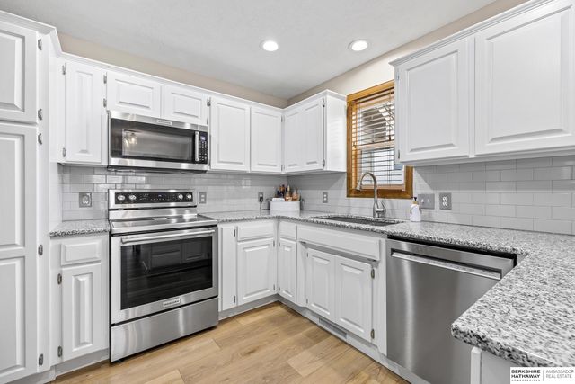 12615 S 218th Avenue, Gretna, NE 68028