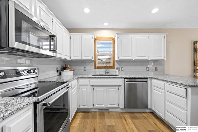 12615 S 218th Avenue, Gretna, NE 68028