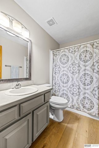 12615 S 218th Avenue, Gretna, NE 68028