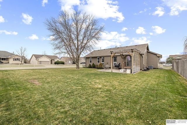 12615 S 218th Avenue, Gretna, NE 68028
