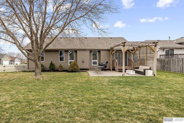 12615 S 218th Avenue, Gretna, NE 68028