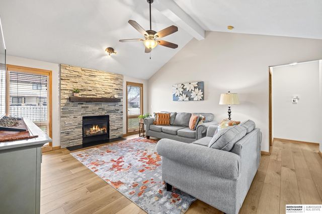 12615 S 218th Avenue, Gretna, NE 68028