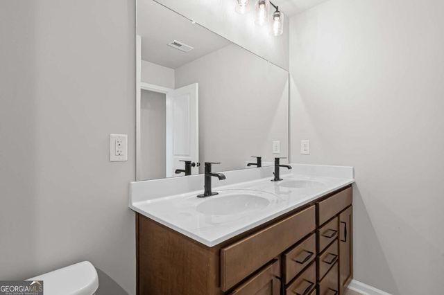 6402 Sycamore Drive, Hoschton, GA 30548