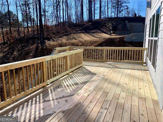 6402 Sycamore Drive, Hoschton, GA 30548