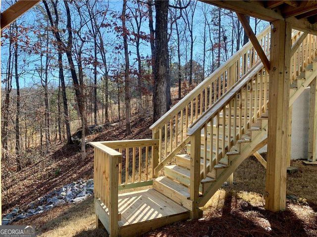 6402 Sycamore Drive, Hoschton, GA 30548