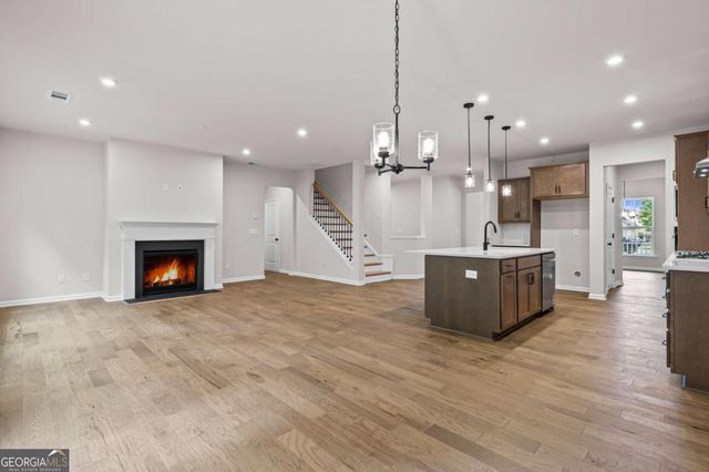 6402 Sycamore Drive, Hoschton, GA 30548